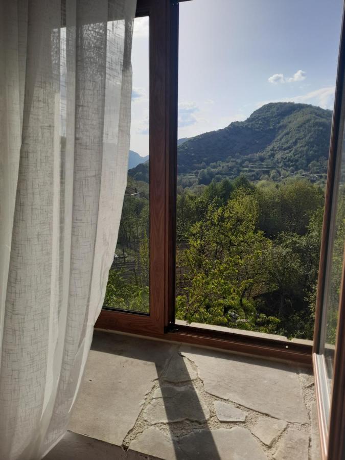 Hotel Bujtina Tusha Priska e Madhe Zewnętrze zdjęcie