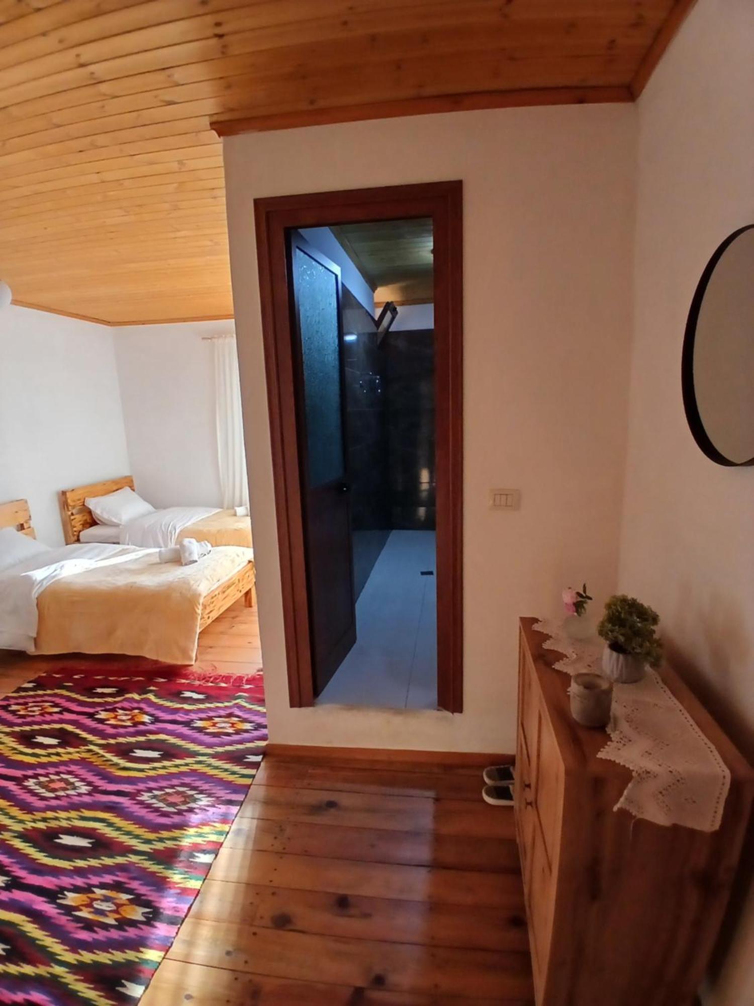 Hotel Bujtina Tusha Priska e Madhe Zewnętrze zdjęcie