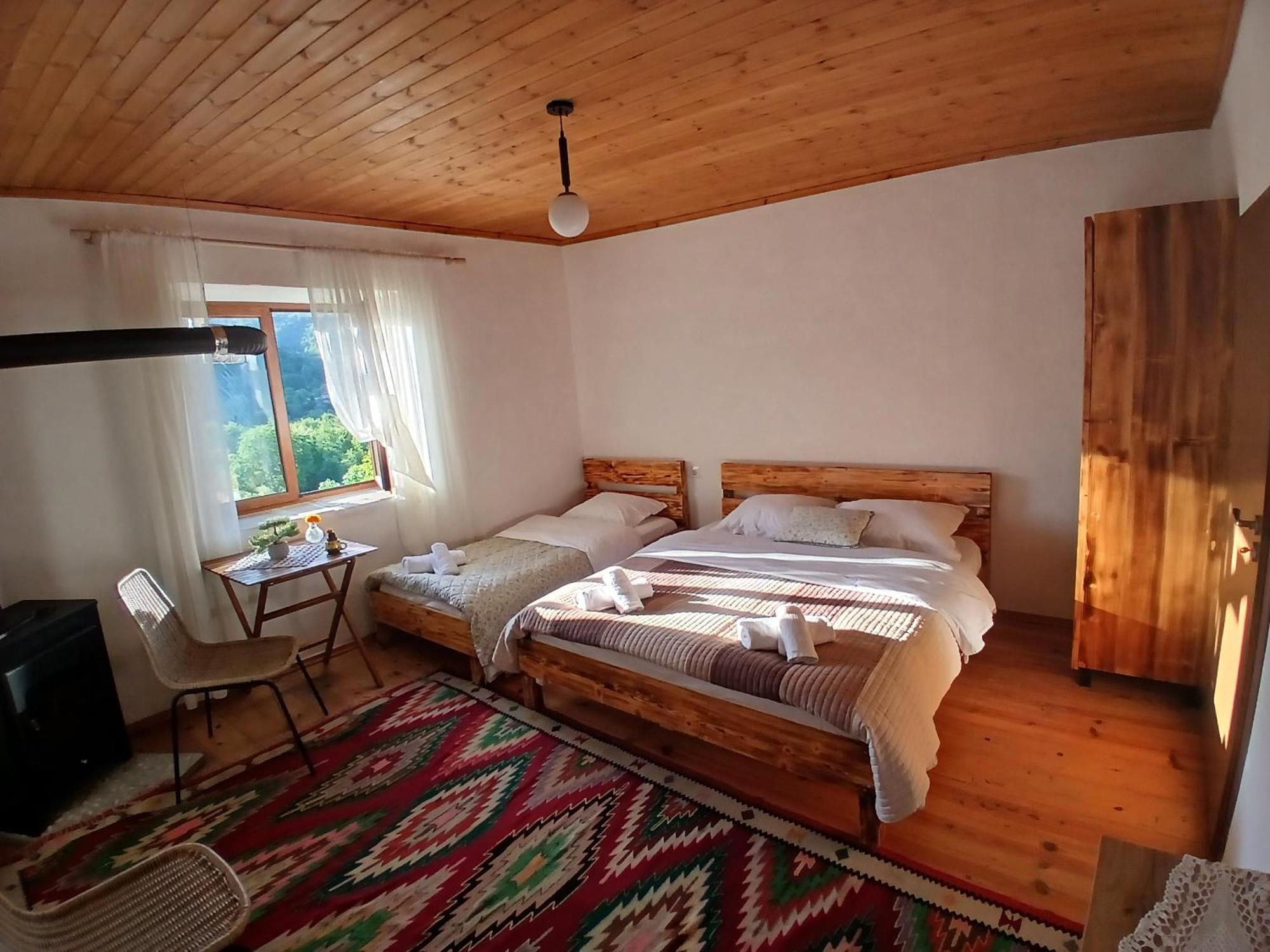 Hotel Bujtina Tusha Priska e Madhe Zewnętrze zdjęcie