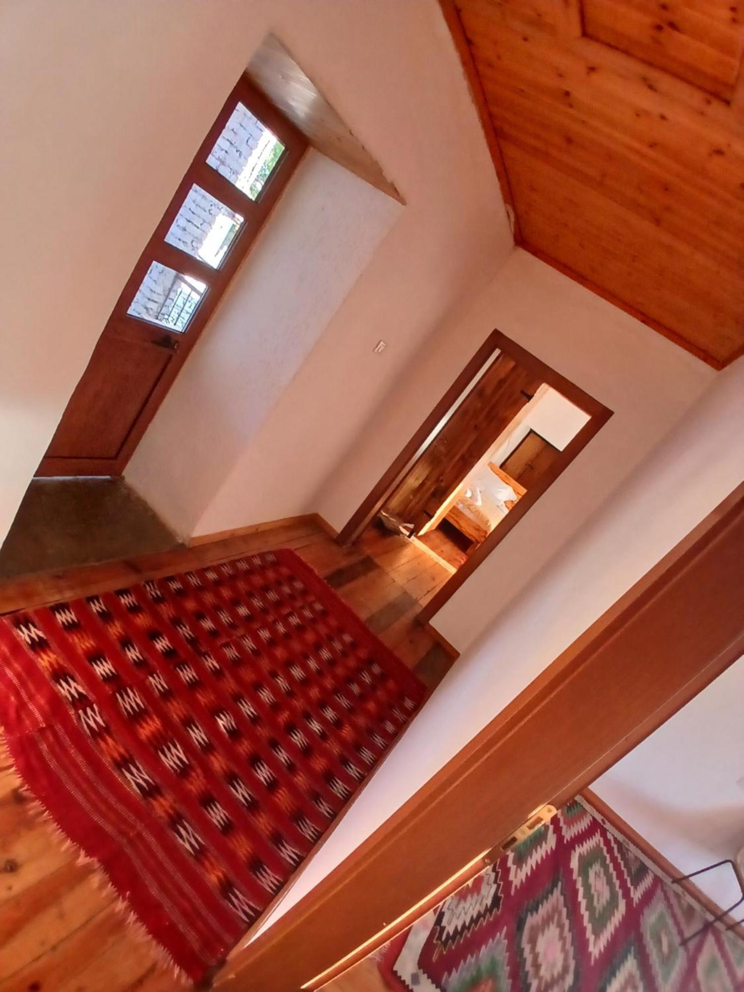 Hotel Bujtina Tusha Priska e Madhe Zewnętrze zdjęcie